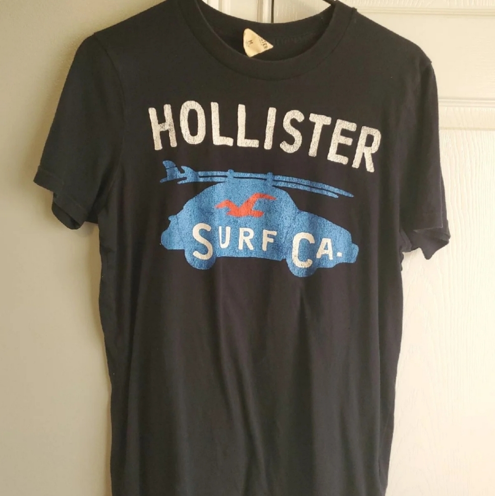 Hollister tshirt
